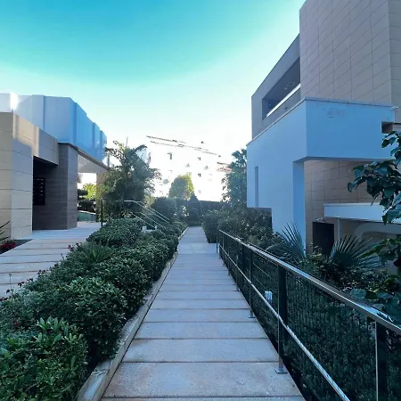 Royal Banus شقة